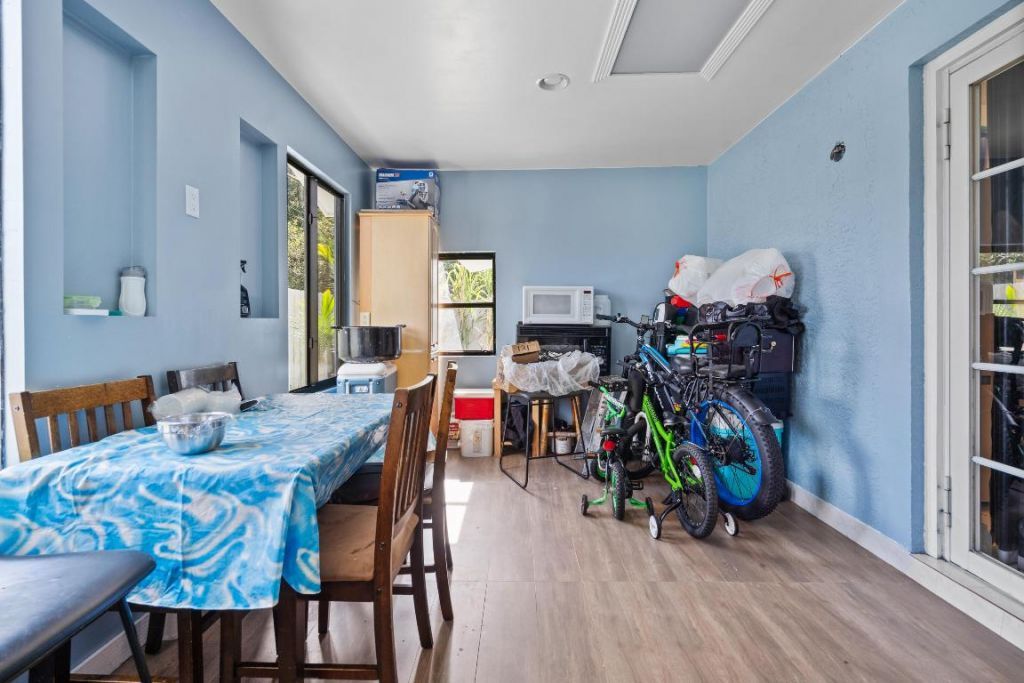 5772 N Haverhill Road N, West Palm Beach, FL 33407 Photo