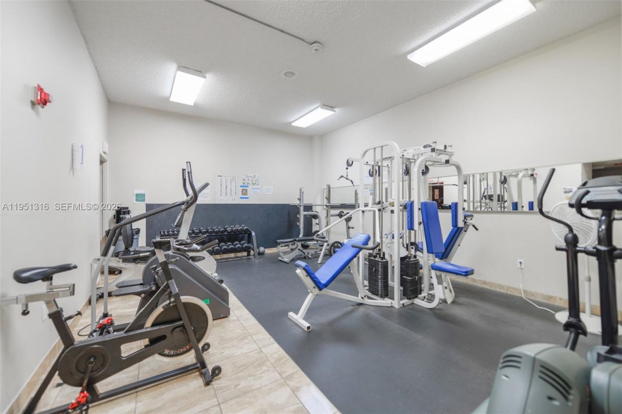 3071 NW 47th Ter , Unit 321, Lauderdale Lakes, FL 33313 Photo