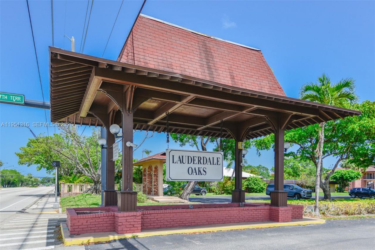 3071 NW 47th Ter , Unit 321, Lauderdale Lakes, FL 33313 Photo