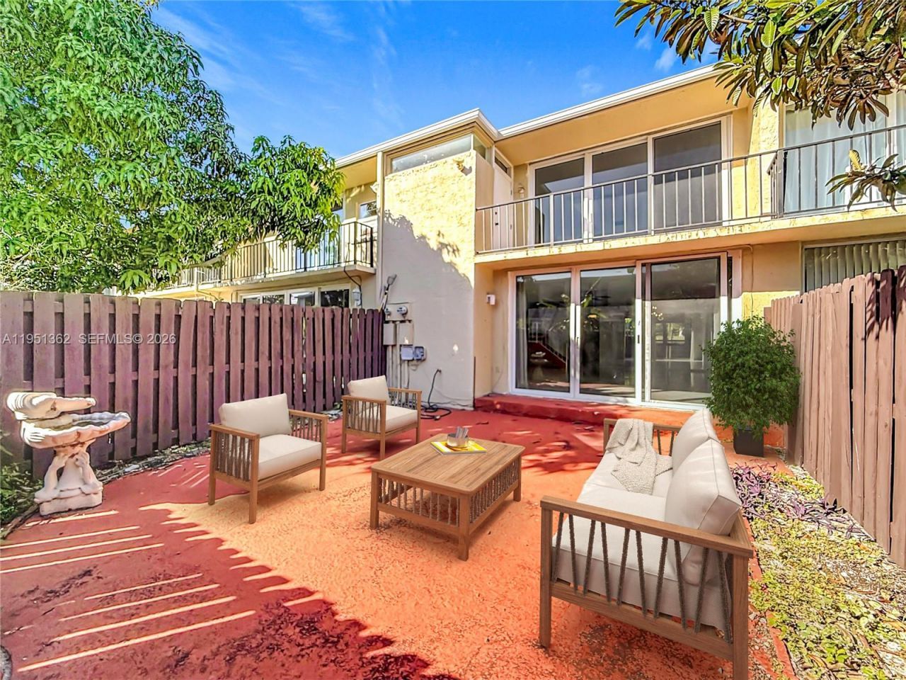 2412 NE 11th St, Unit 160, Hallandale Beach, FL 33009 Photo