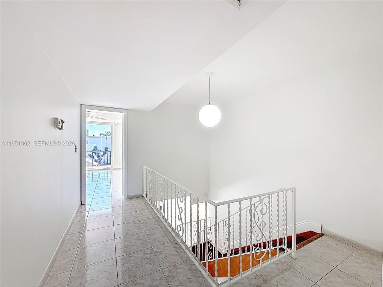 2412 NE 11th St, Unit 160, Hallandale Beach, FL 33009 Photo