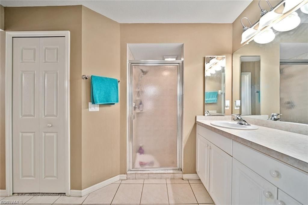 22 SE 13th Ave, Cape Coral, FL 33990 Photo