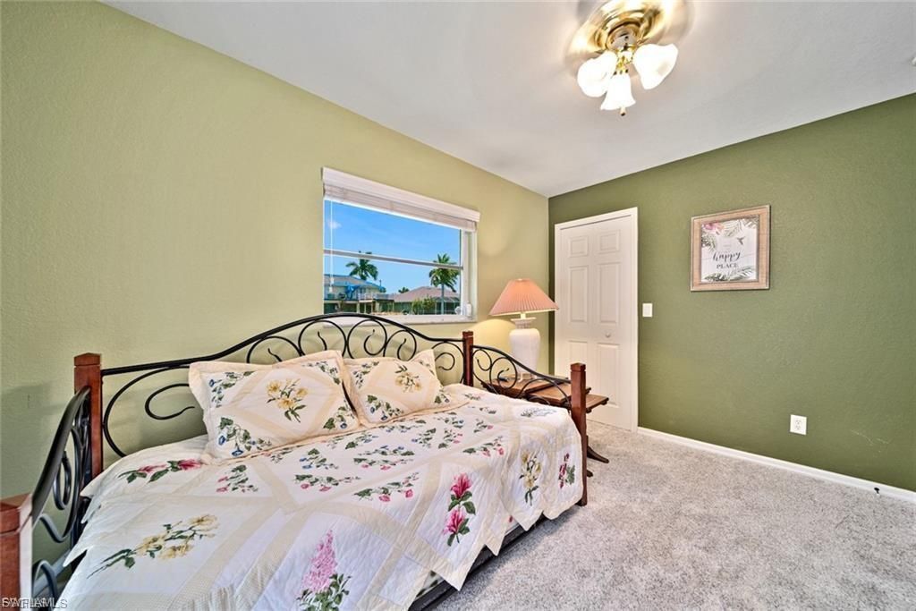 22 SE 13th Ave, Cape Coral, FL 33990 Photo