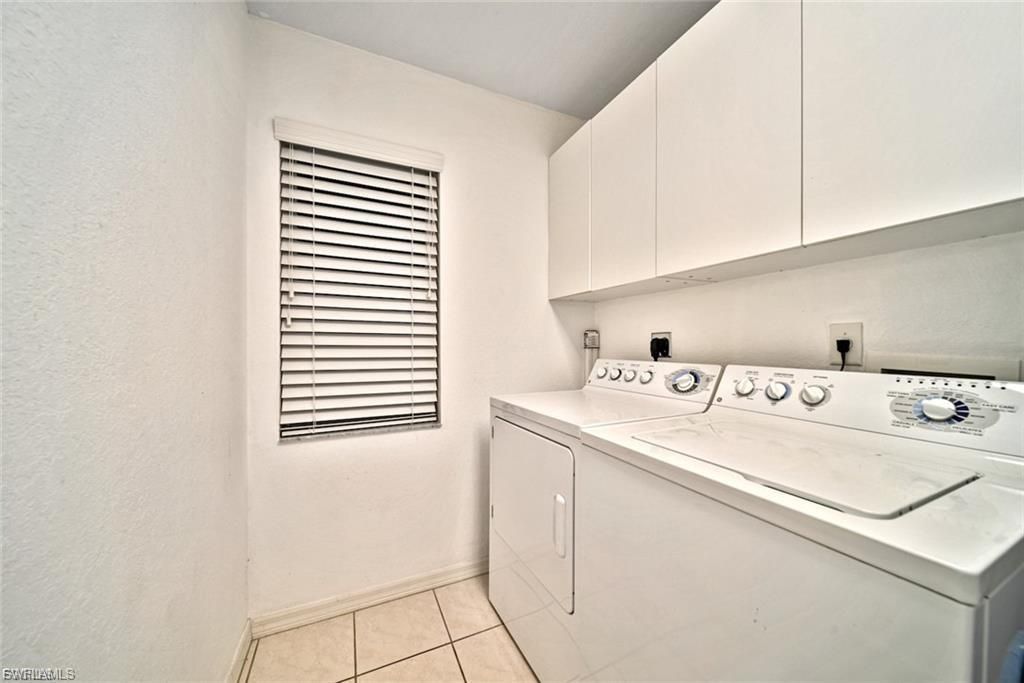 22 SE 13th Ave, Cape Coral, FL 33990 Photo