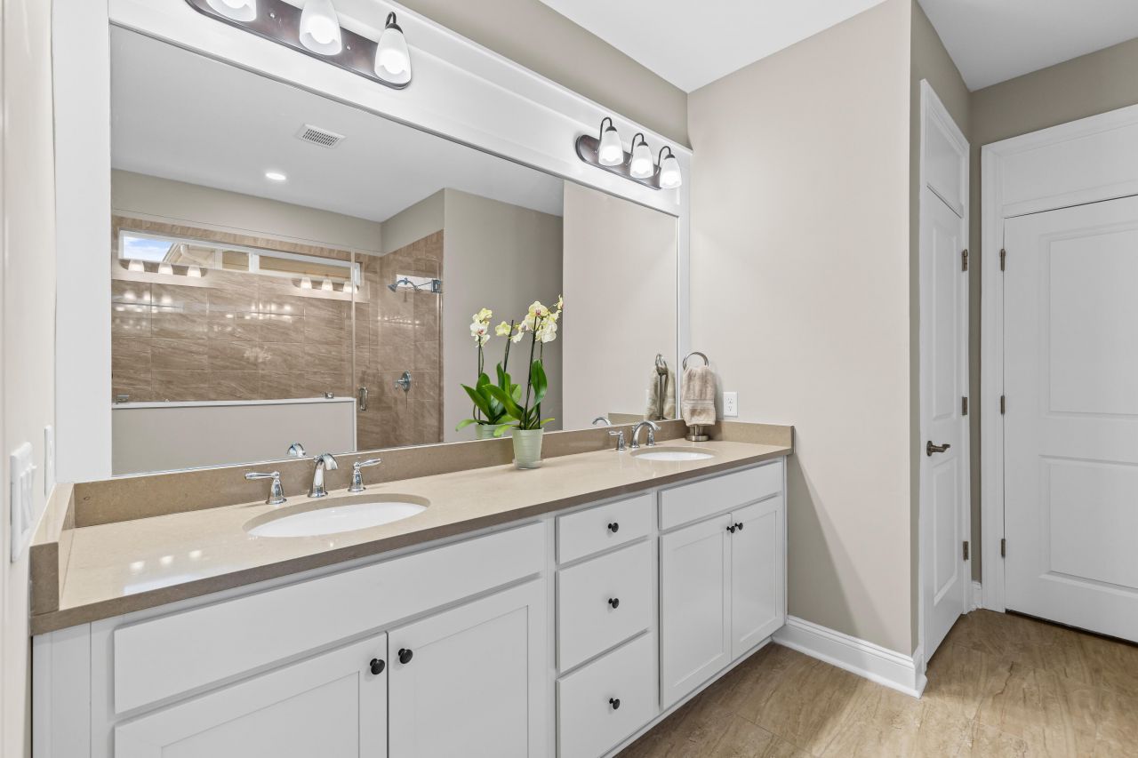 4060 Aspera Drive Photo 29