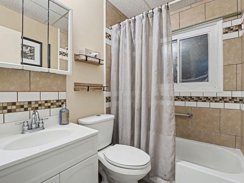 208 Rawson Drive, New Carlisle, OH 45344 Photo 11