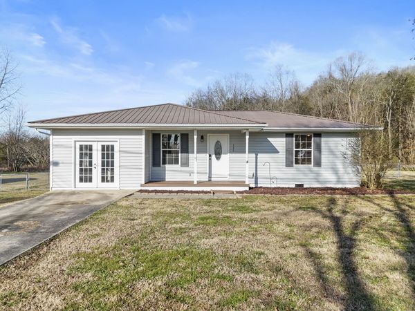 135 Cedar Point Lane, South Pittsburg, TN 37380