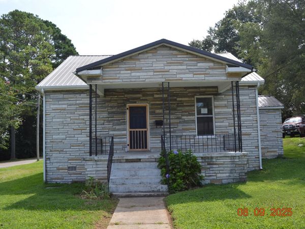 912 N Price Street, Sweetwater, TN 37874