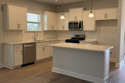 355 River Edge Dr. photo 4