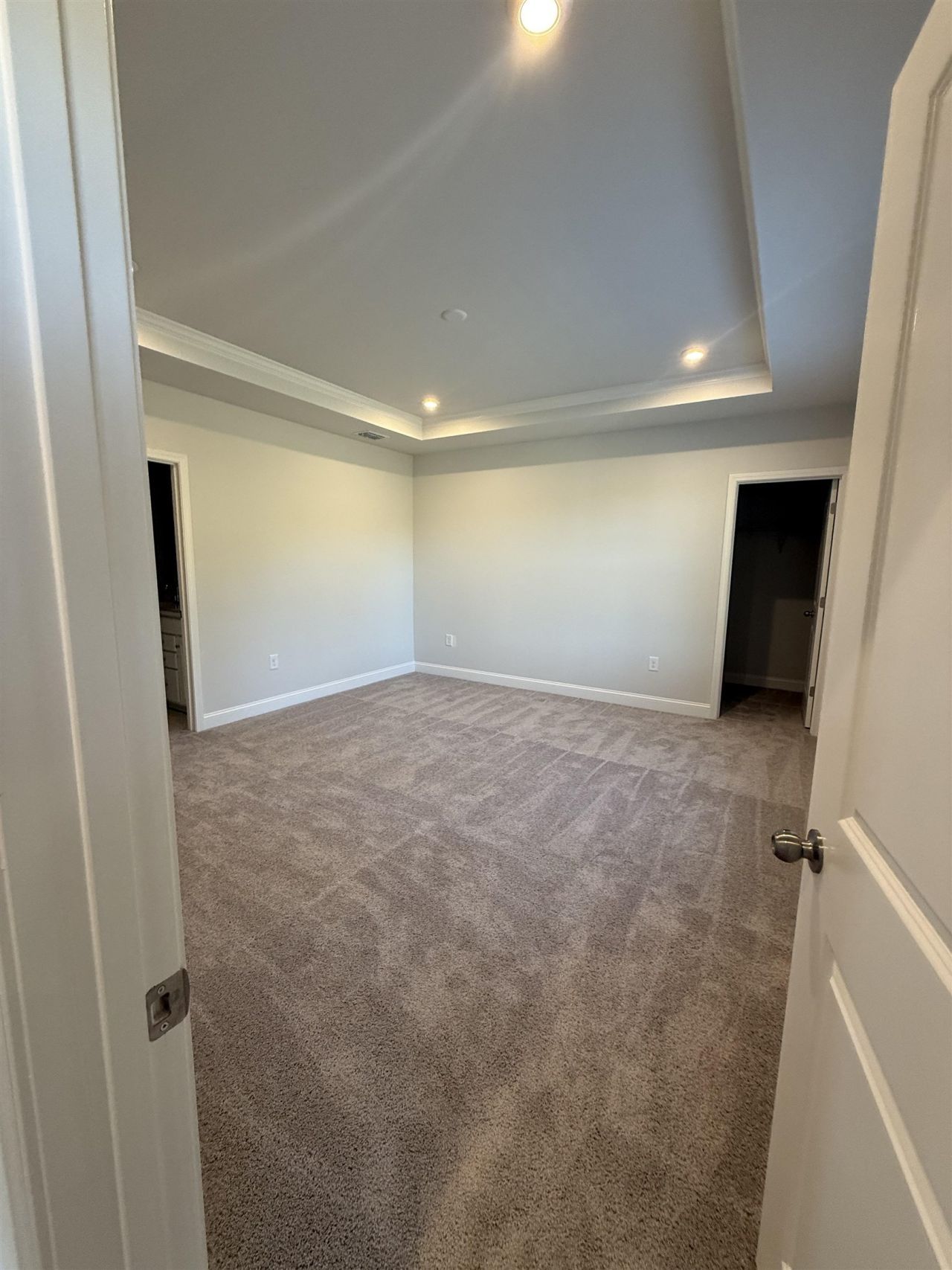 355 River Edge Dr. Photo 5