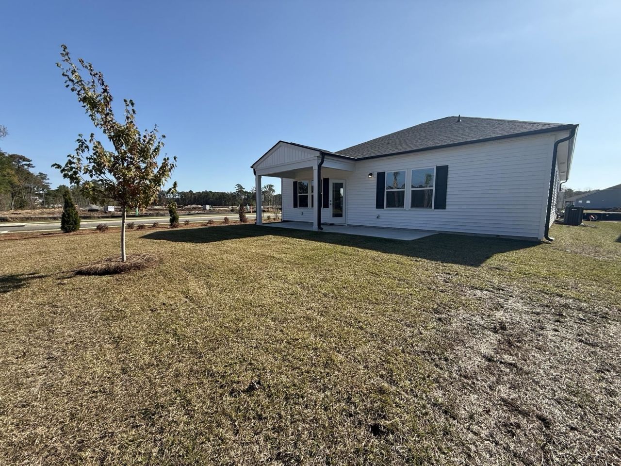 355 River Edge Dr. Photo 6