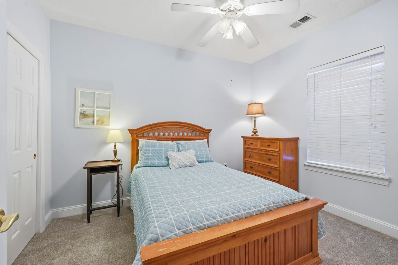 984 Algonquin Dr. Photo 8