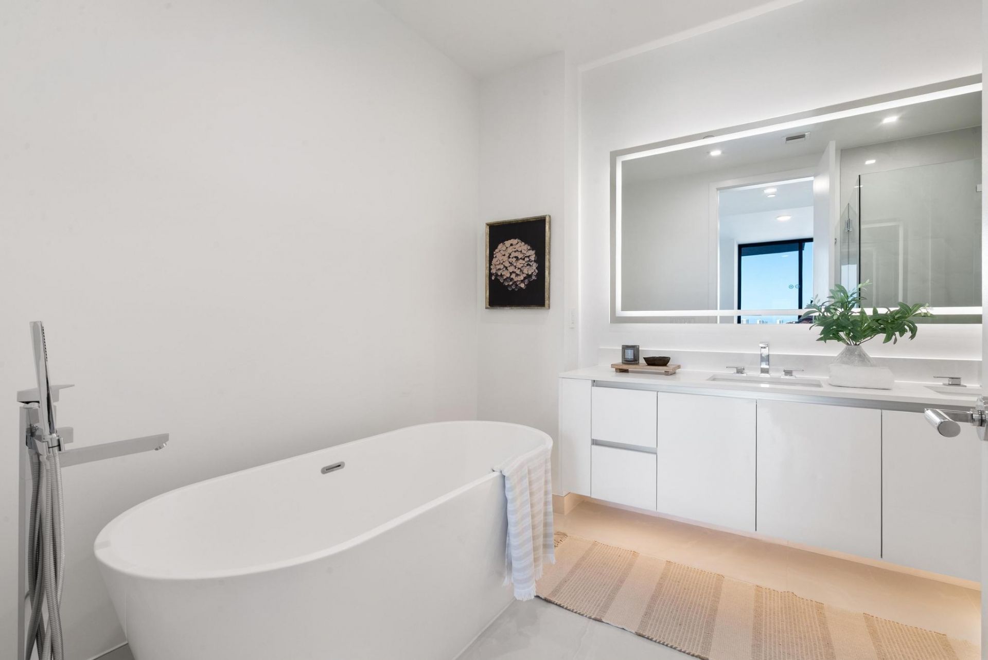 220 Lake Shore Drive, Unit 817, Lake Park, FL 33403 Photo
