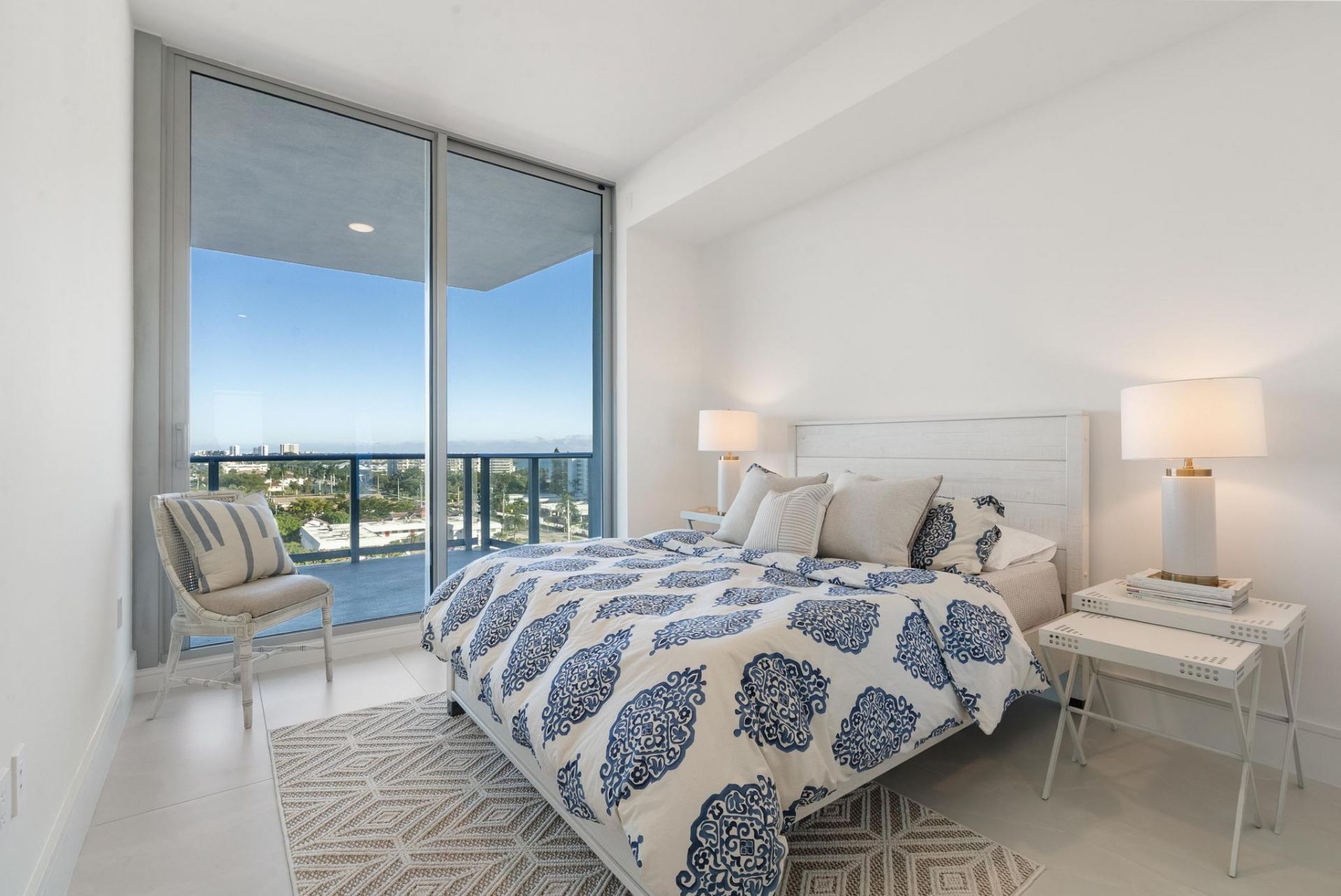 220 Lake Shore Drive, Unit 817, Lake Park, FL 33403 Photo