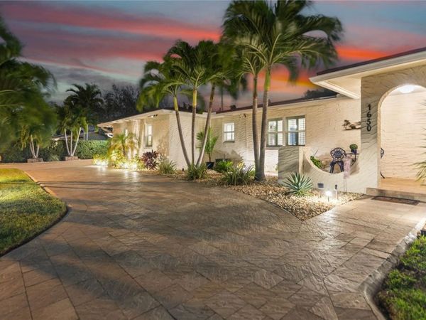 1650 NE 27th Avenue, Pompano Beach, FL 33062