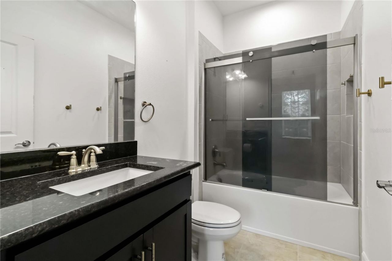 10934 Wendover Drive, Palmetto, FL 34221 Photo