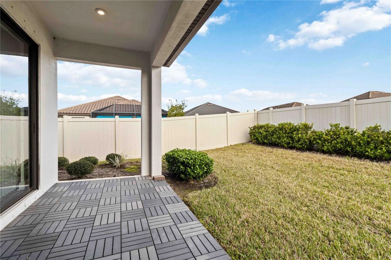 10934 Wendover Drive, Palmetto, FL 34221 Photo