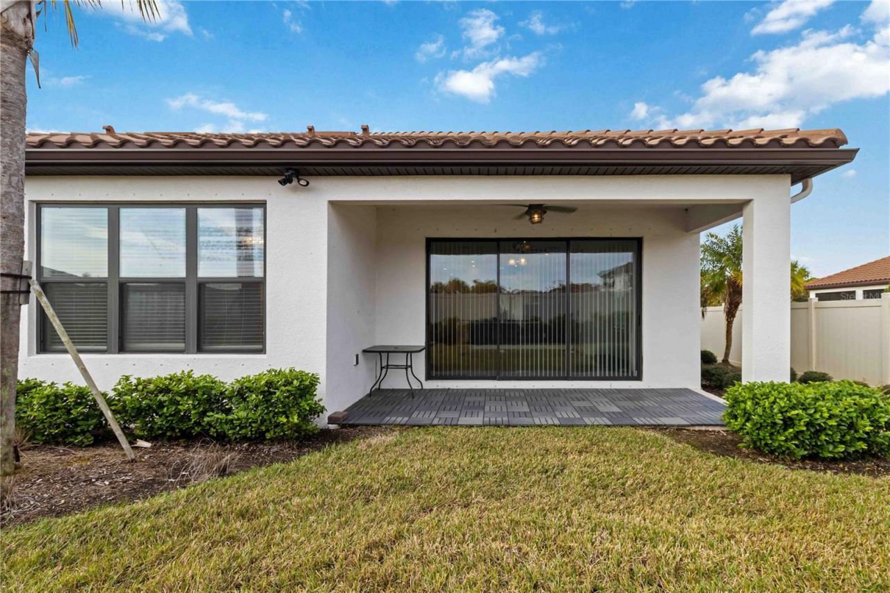 10934 Wendover Drive, Palmetto, FL 34221 Photo