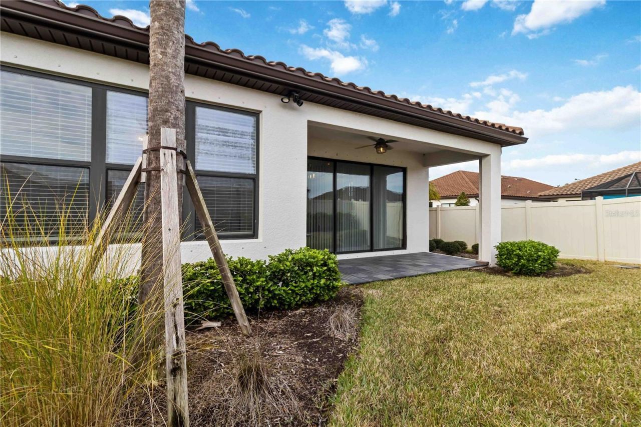 10934 Wendover Drive, Palmetto, FL 34221 Photo