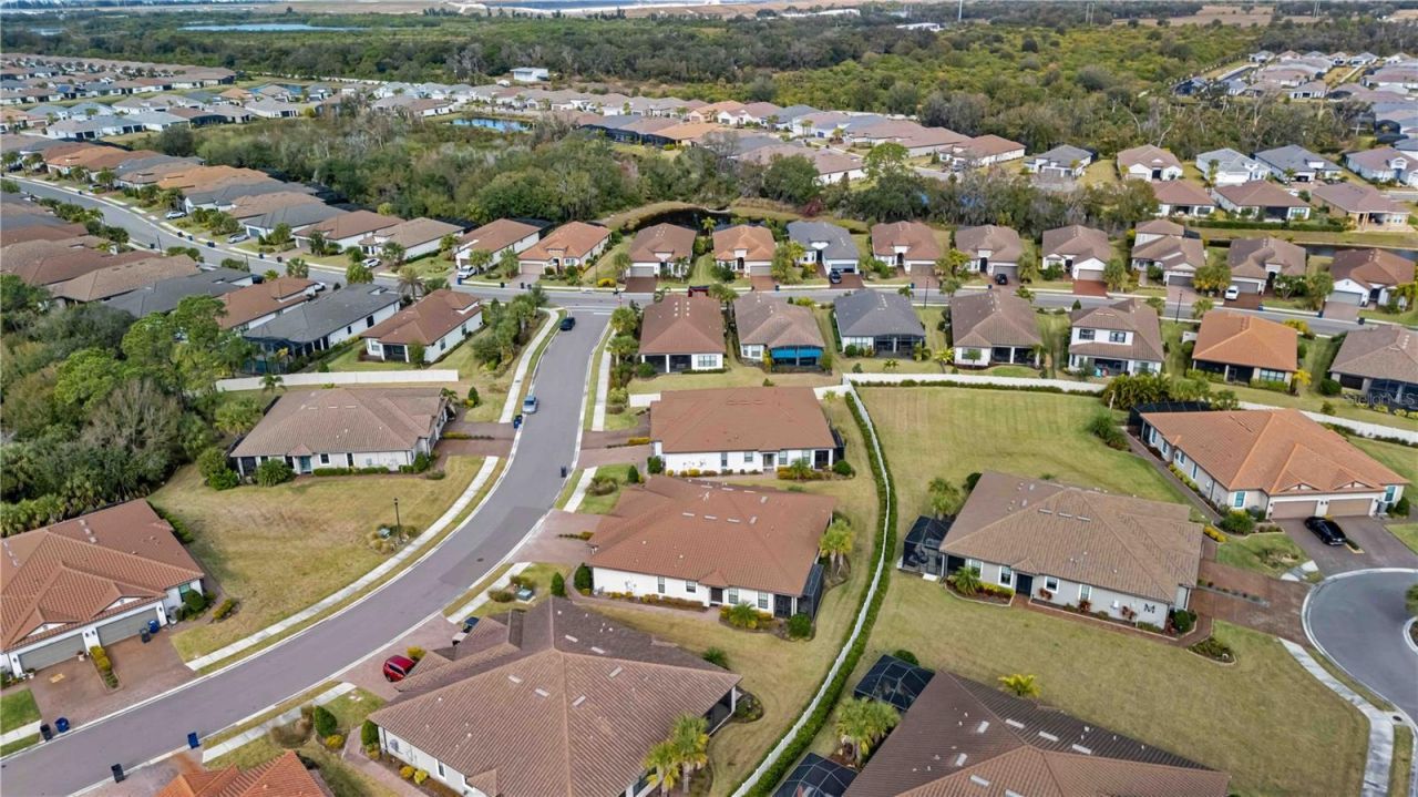 10934 Wendover Drive, Palmetto, FL 34221 Photo