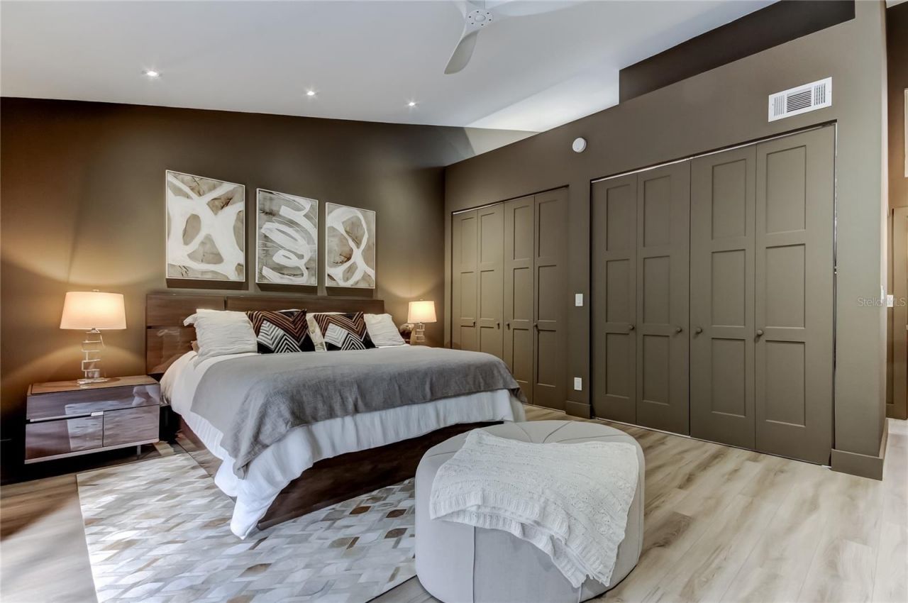 301 2nd Street N, Unit 10, Saint Petersburg, FL 33701 Photo