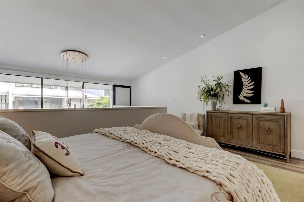 301 2nd Street N, Unit 10, Saint Petersburg, FL 33701 Photo