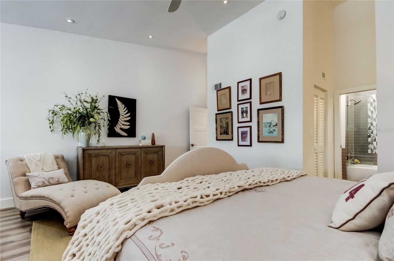 301 2nd Street N, Unit 10, Saint Petersburg, FL 33701 Photo