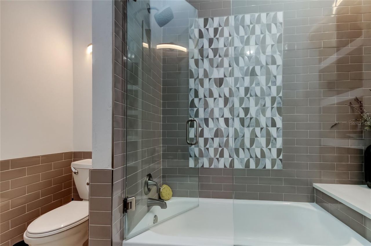 301 2nd Street N, Unit 10, Saint Petersburg, FL 33701 Photo