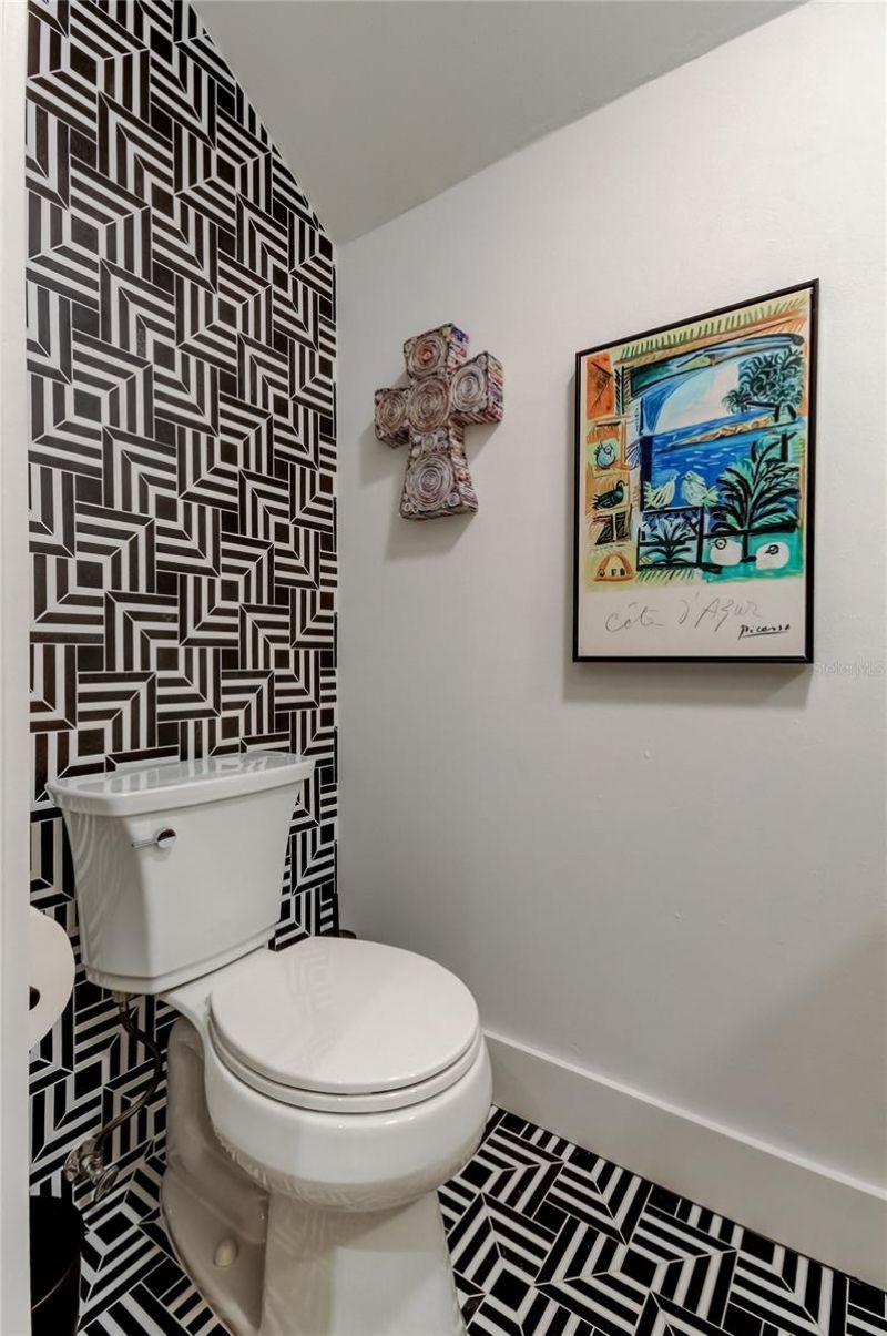 301 2nd Street N, Unit 10, Saint Petersburg, FL 33701 Photo