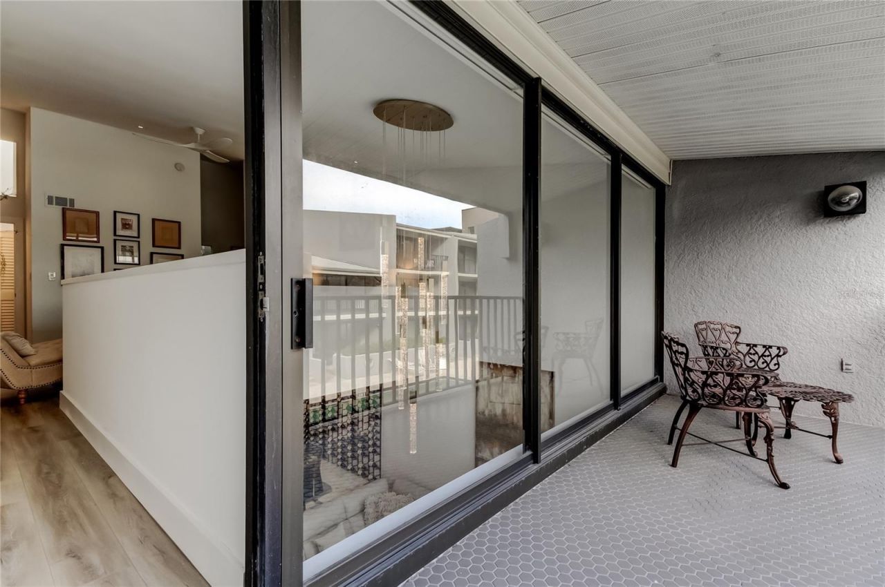 301 2nd Street N, Unit 10, Saint Petersburg, FL 33701 Photo