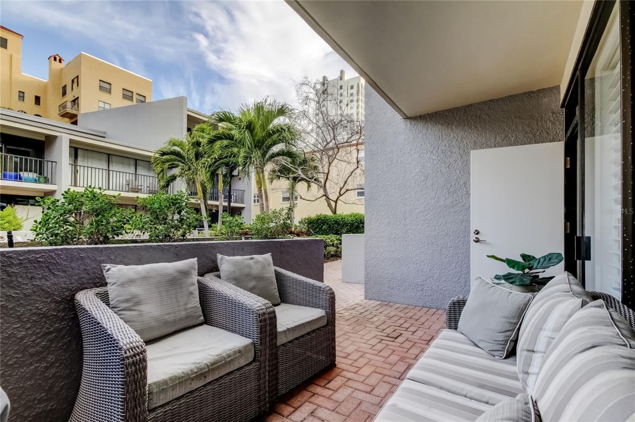 301 2nd Street N, Unit 10, Saint Petersburg, FL 33701 Photo