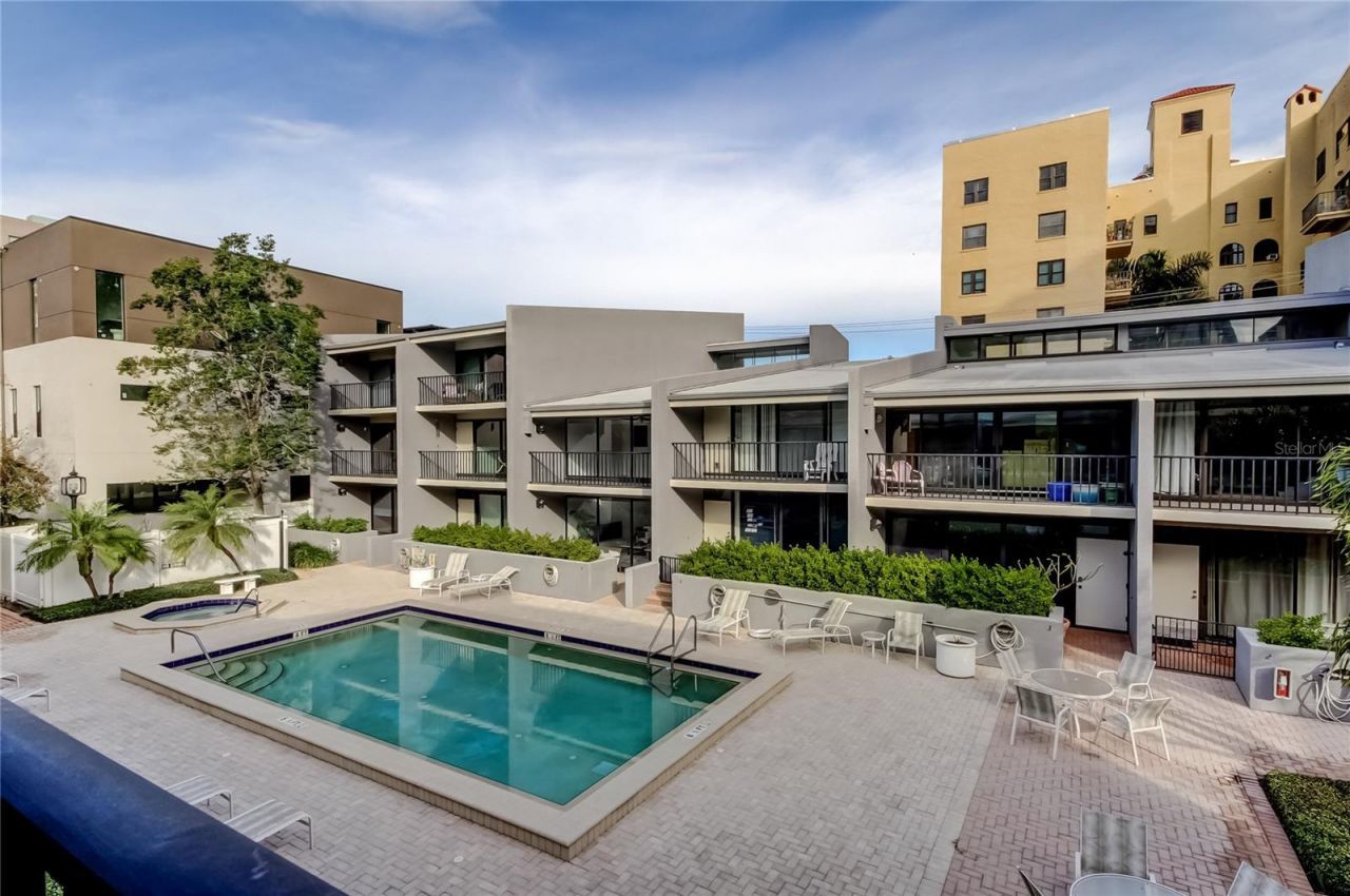 301 2nd Street N, Unit 10, Saint Petersburg, FL 33701 Photo