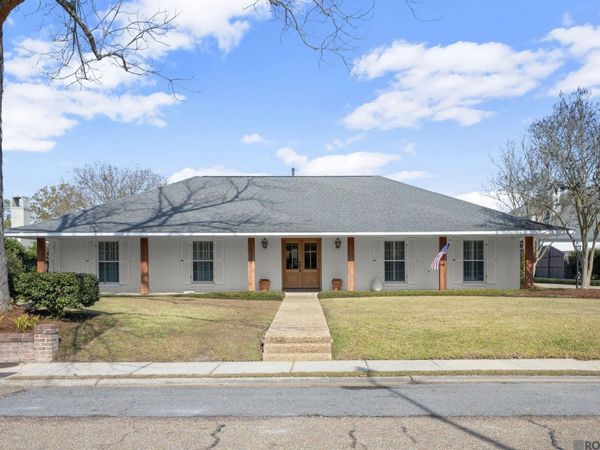 9325 Blueridge Dr, Baton Rouge, LA 70809