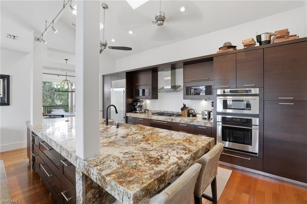 340 12th Ave S, Unit 6, Naples, FL 34102 Photo