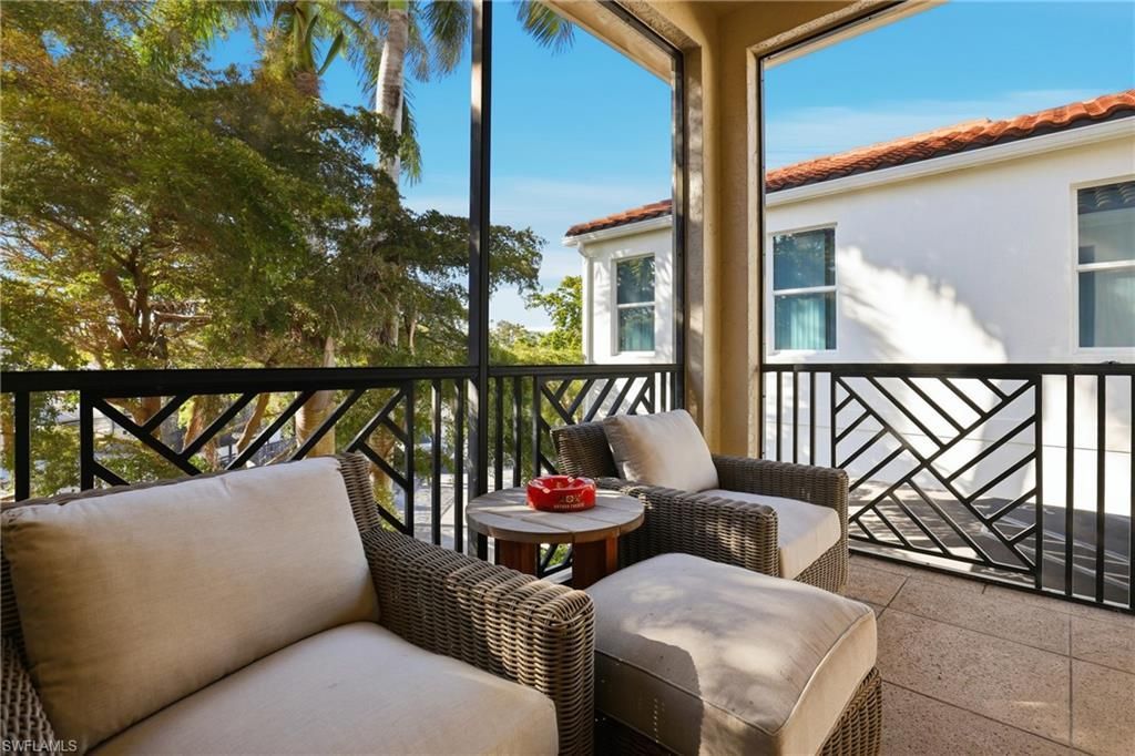 340 12th Ave S, Unit 6, Naples, FL 34102 Photo