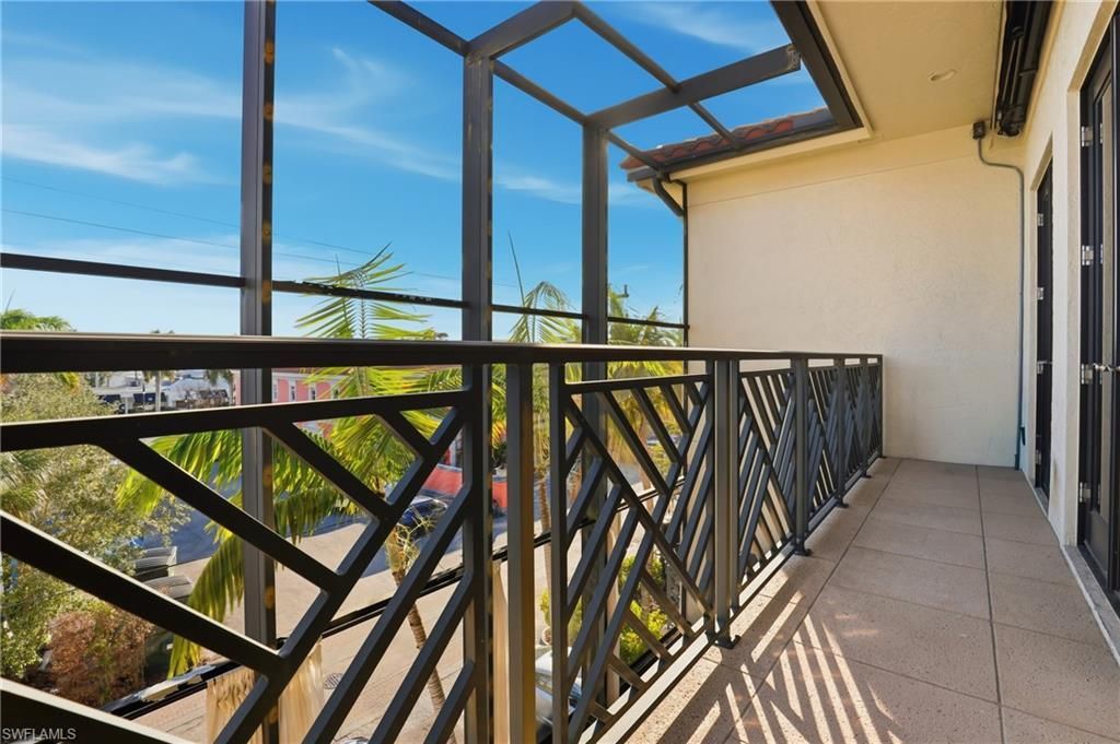 340 12th Ave S, Unit 6, Naples, FL 34102 Photo