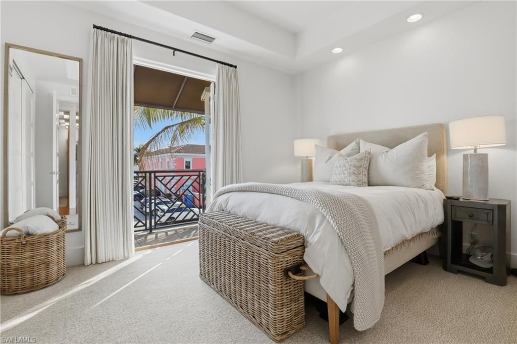 340 12th Ave S, Unit 6, Naples, FL 34102 Photo