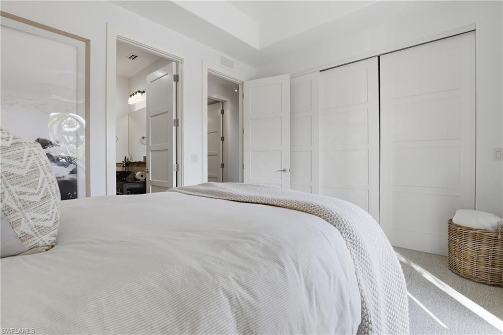 340 12th Ave S, Unit 6, Naples, FL 34102 Photo