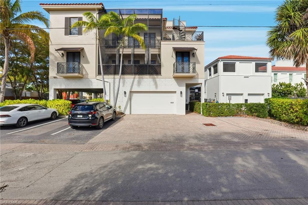 340 12th Ave S, Unit 6, Naples, FL 34102 Photo