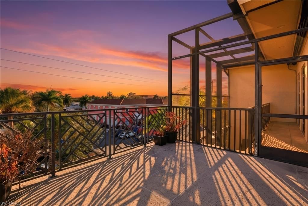 340 12th Ave S, Unit 6, Naples, FL 34102 Photo