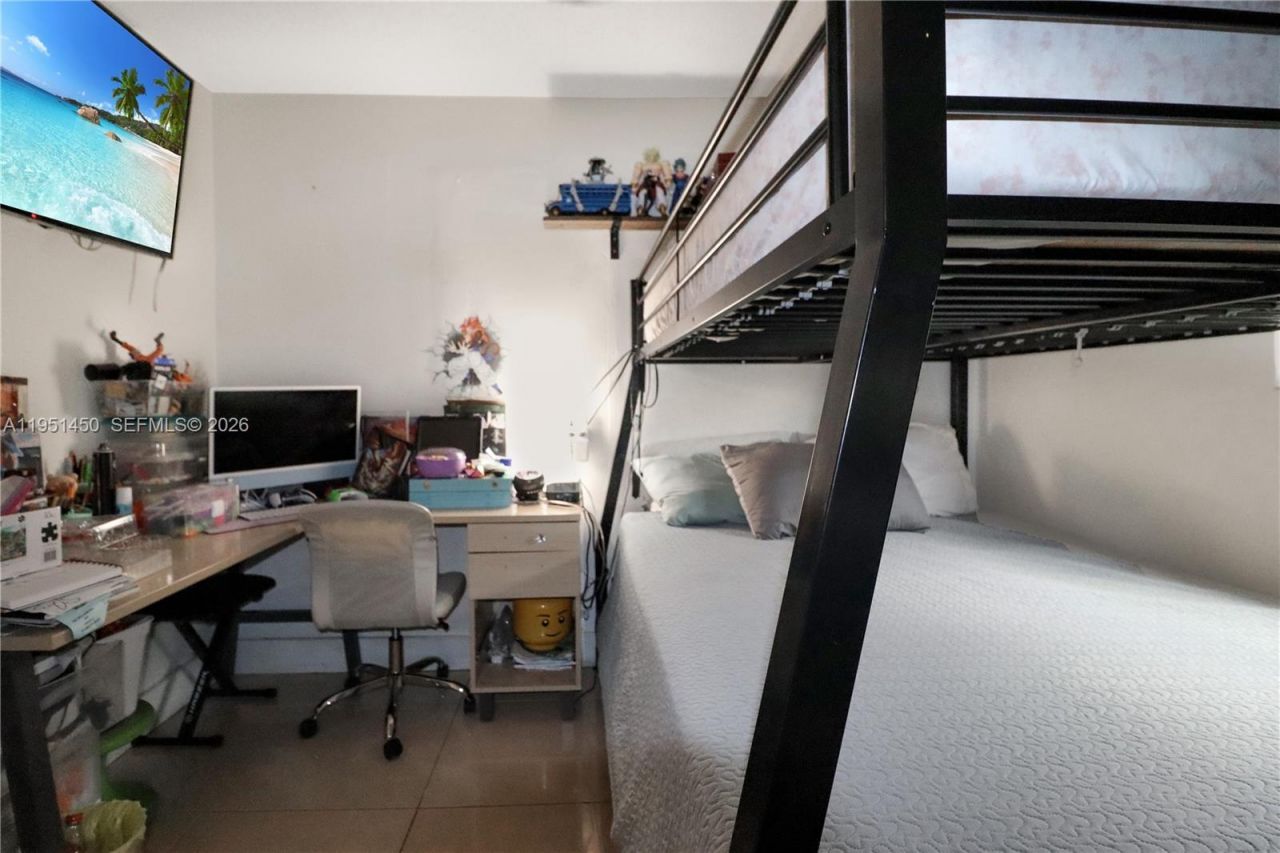 3529 W 14th Ln, Hialeah, FL 33012 Photo