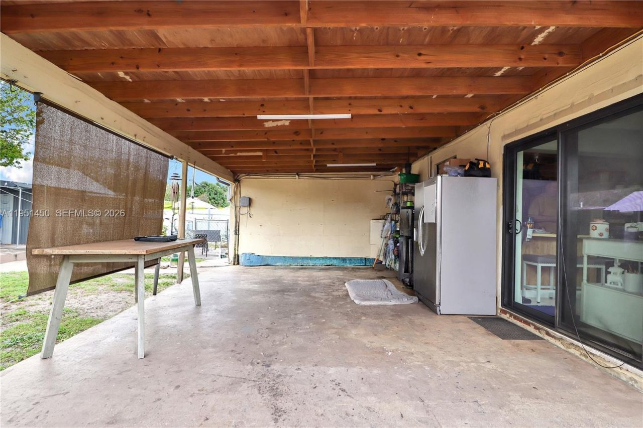 3529 W 14th Ln, Hialeah, FL 33012 Photo