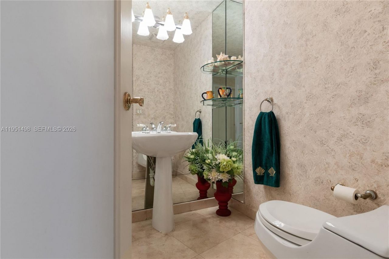 9601 Collins Ave , Unit 507, Bal Harbour, FL 33154 Photo