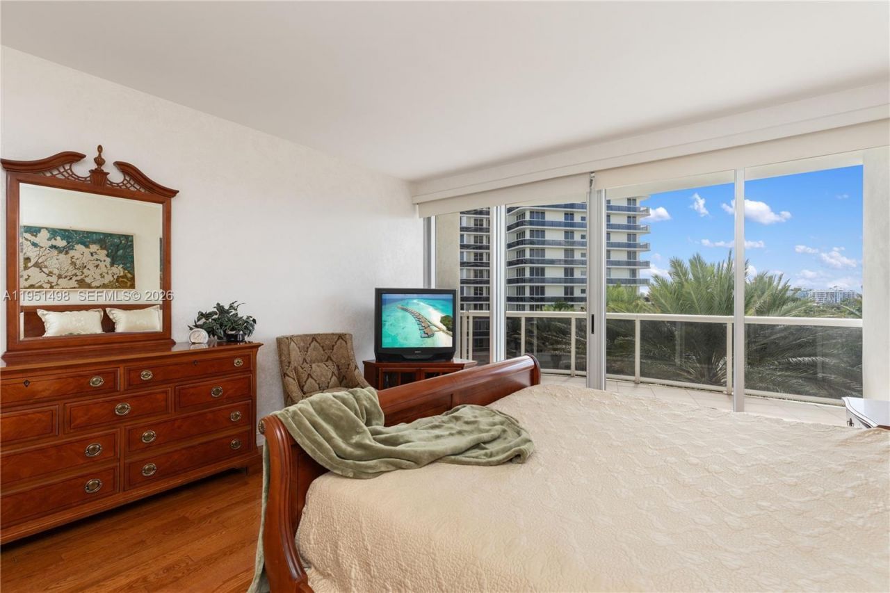 9601 Collins Ave , Unit 507, Bal Harbour, FL 33154 Photo