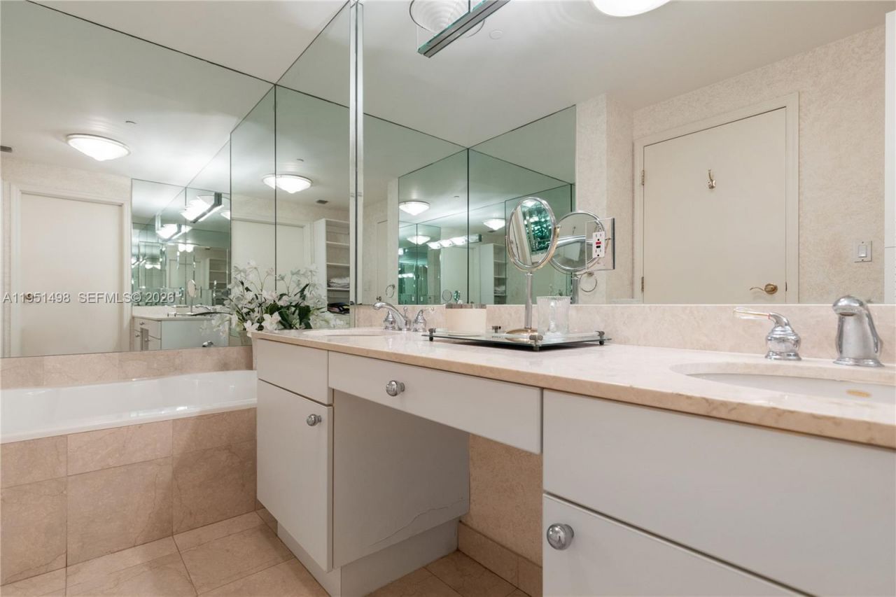 9601 Collins Ave , Unit 507, Bal Harbour, FL 33154 Photo