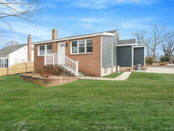 131 Belle Avenue, Ronkonkoma, NY 11779
