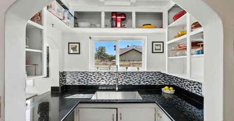 4037 42nd St, Sacramento, CA 95820 Photo