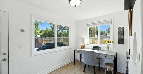 4037 42nd St, Sacramento, CA 95820 Photo