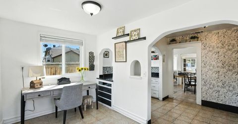 4037 42nd St, Sacramento, CA 95820 Photo