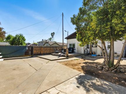 4037 42nd St, Sacramento, CA 95820 Photo